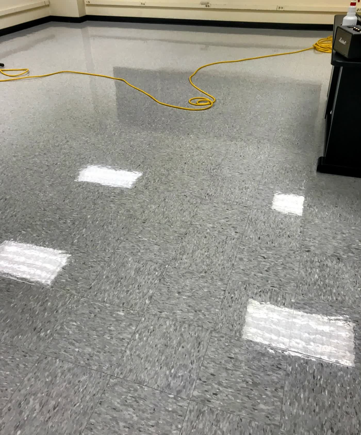 Gray VCT during burnishing — wide field